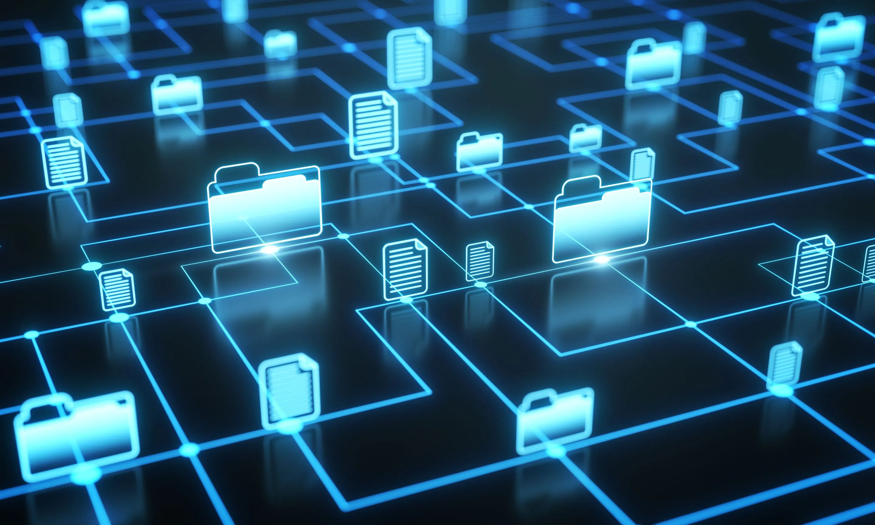 Digitales Netzwerk mit leuchtenden blauen Ordner- und Dokumentensymbolen, verbunden durch Linien auf schwarzem Hintergrund.
