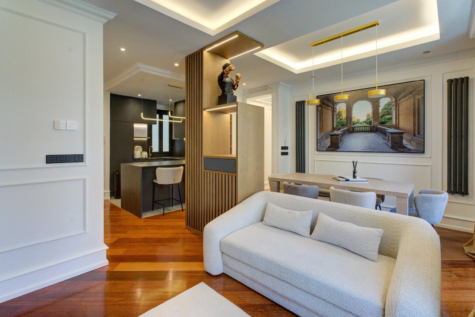 Apartment for sale on Calle Diego de León