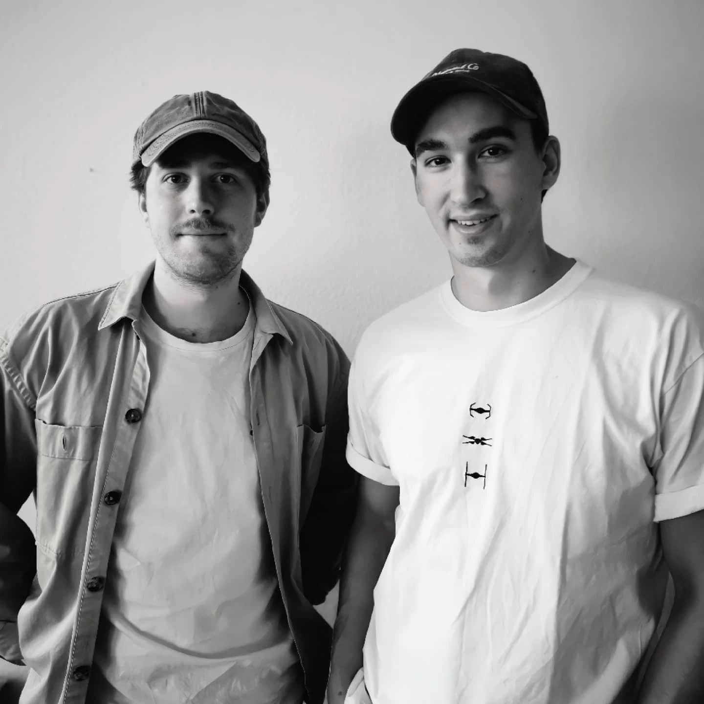 Foto vom Stickladen Gründerteam Benni und Pascal