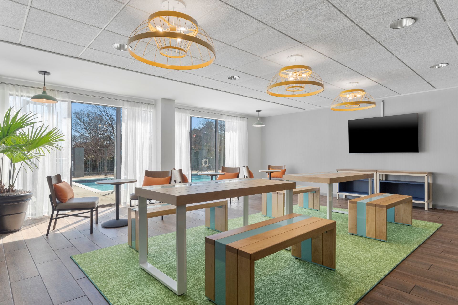 SPARK by Hilton Greensboro — breakfast area