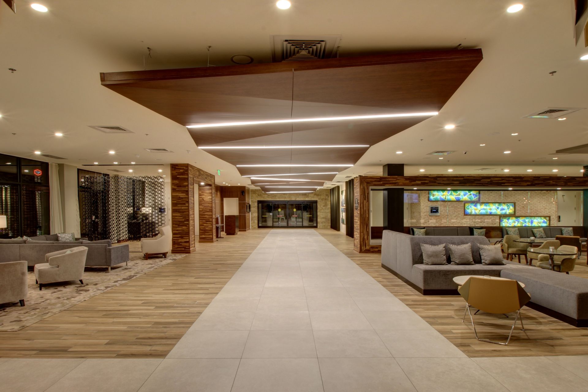 Marriott North Charleston — entrance