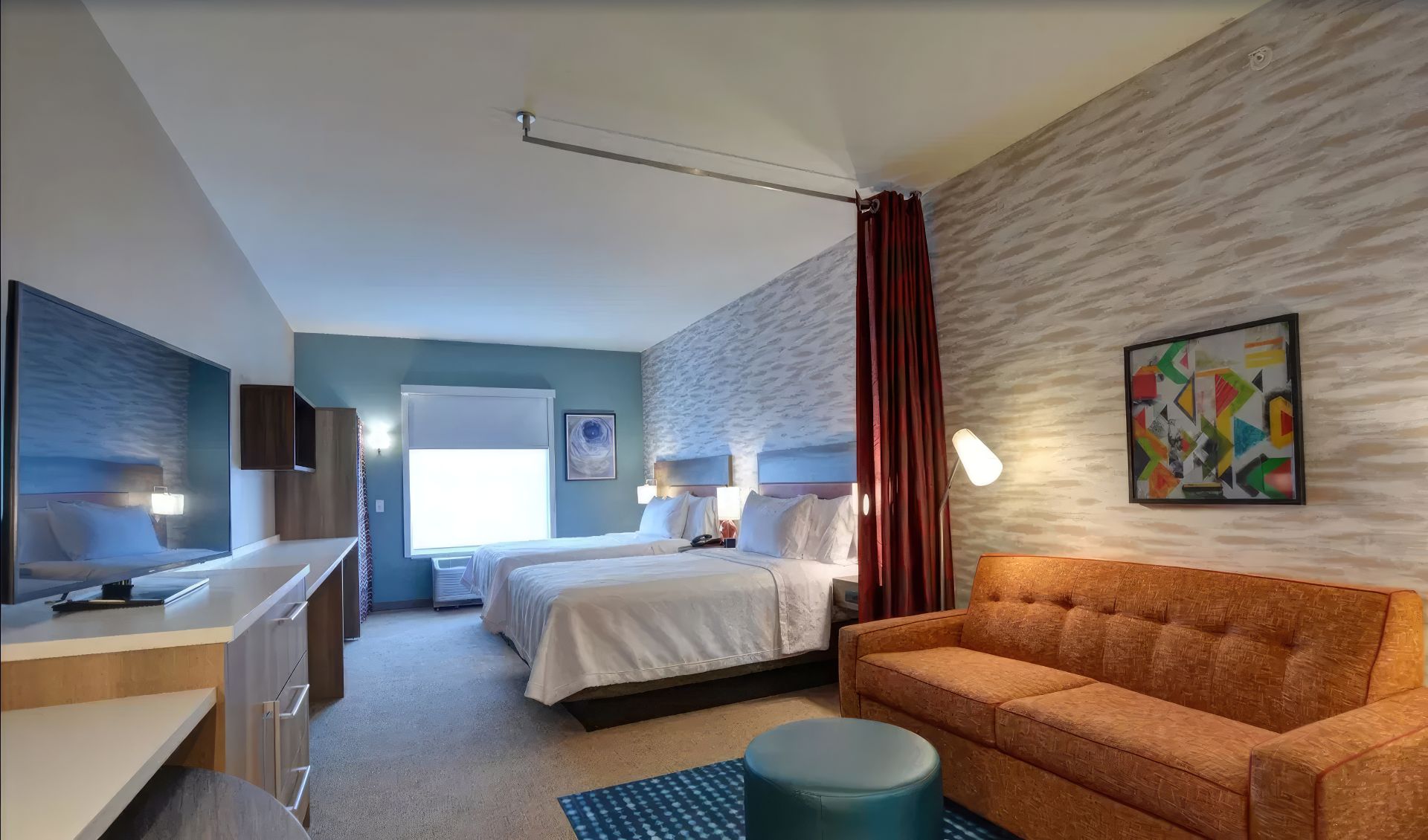 HOME2 Suites Piper Glen — guest room