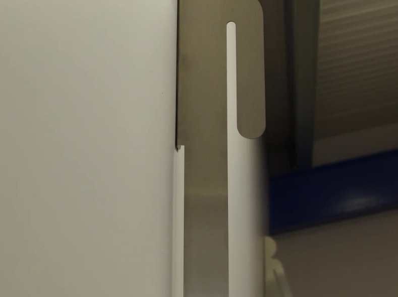 Wall bracket for 2 kg fire extinguisher, type 1