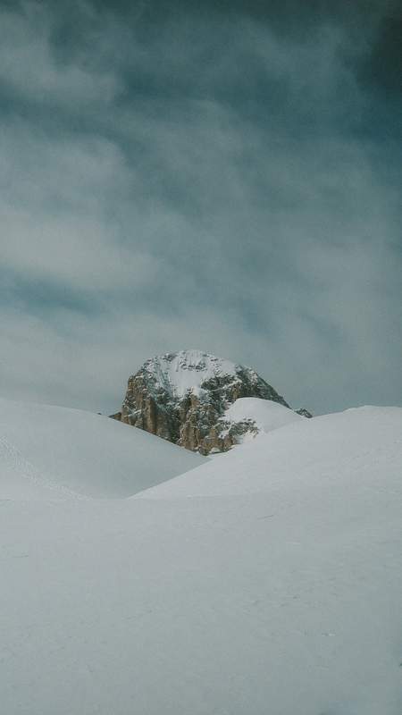 Crisp morning light over Cortina d’Ampezzo in the Dolomites — location scouting Dolomites