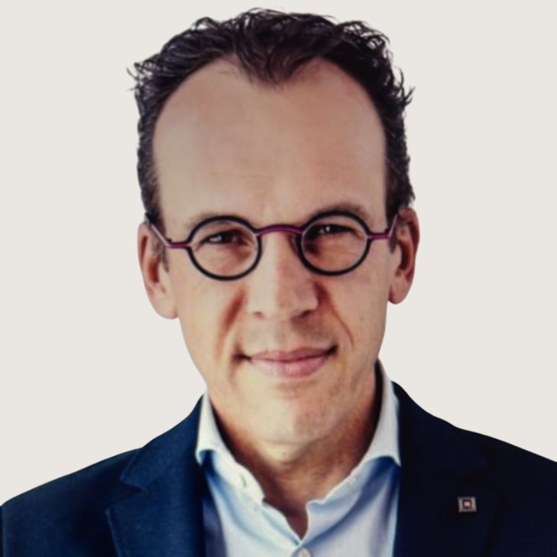 Dr Martyn Davies