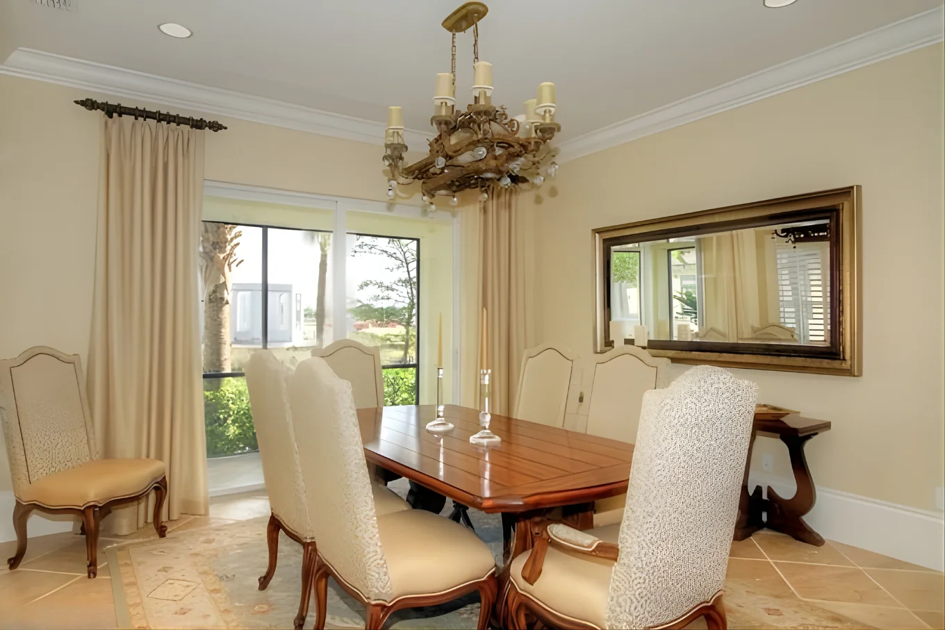 staging before dining room