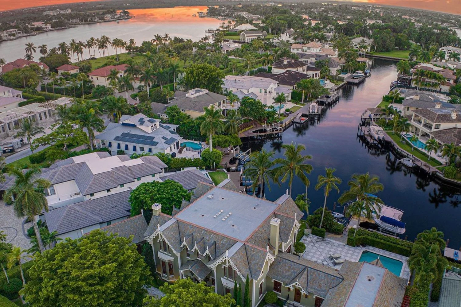 Aqualane Shores real estate