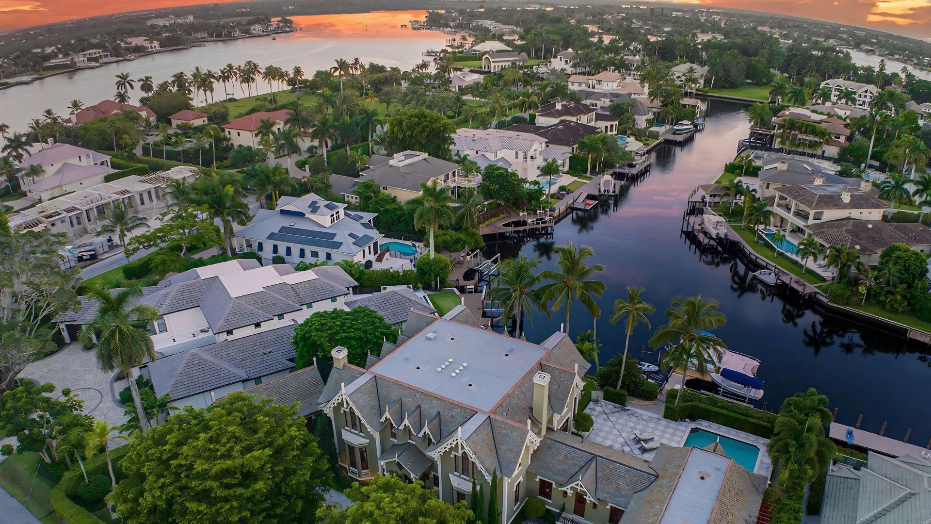 Aqualane Shores Real Estate