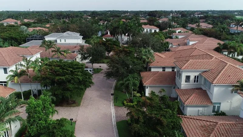 Torino is a wonderful neighborhood of 54 villas, built 2007 - 2017 and characterized by their timeless design and peaceful lake and garden views. Floor plans range from one level and 2-level and 2,800 sq.ft. to 4,300 sq.ft.
