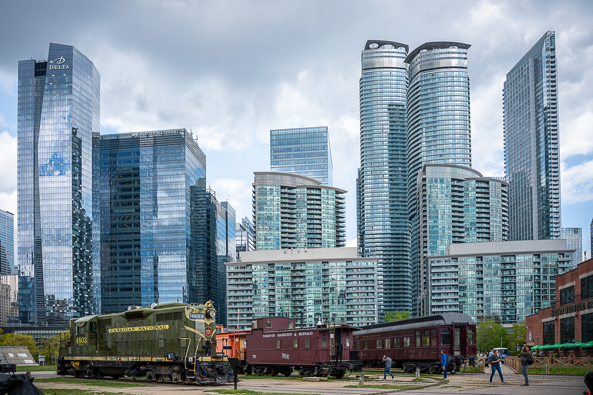 The view at the Downtown Toronto from the Railway Museum