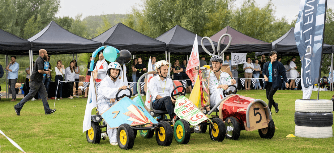 Top 50 Team Building Activities for Large Groups to Energize Your Team