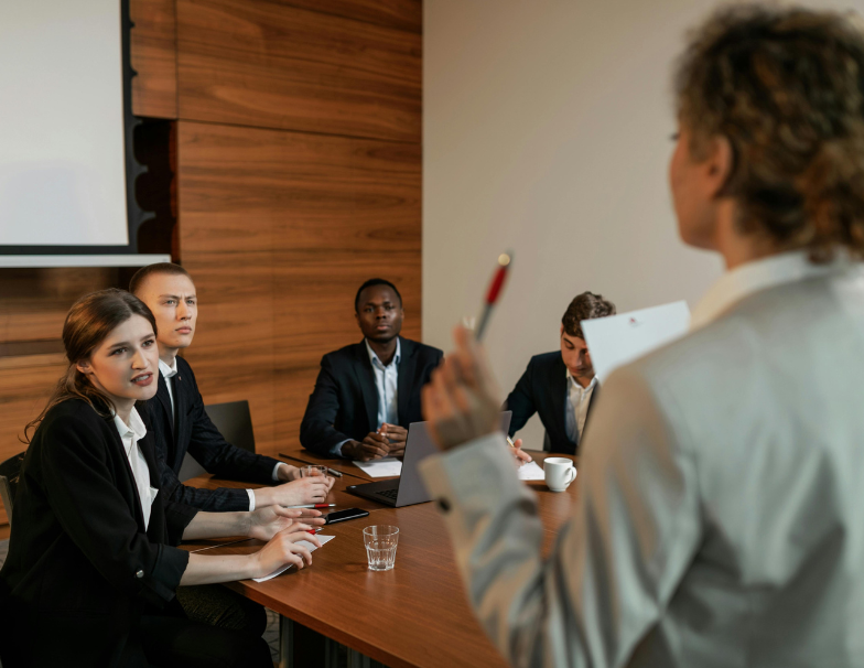 Mastering Your End of the Year Meeting: Top Tips for Success