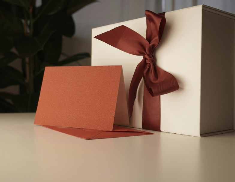 Corporate Retreat Gift Bags: How to Build a Welcome Package That Sets the Tone