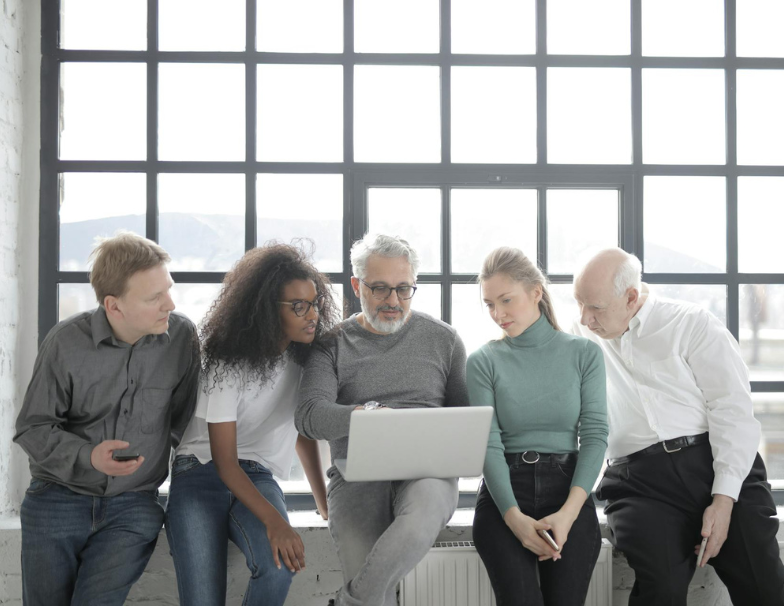 Staff Retreat Activities That Work for Multigenerational Teams: From Gen Z to Boomers