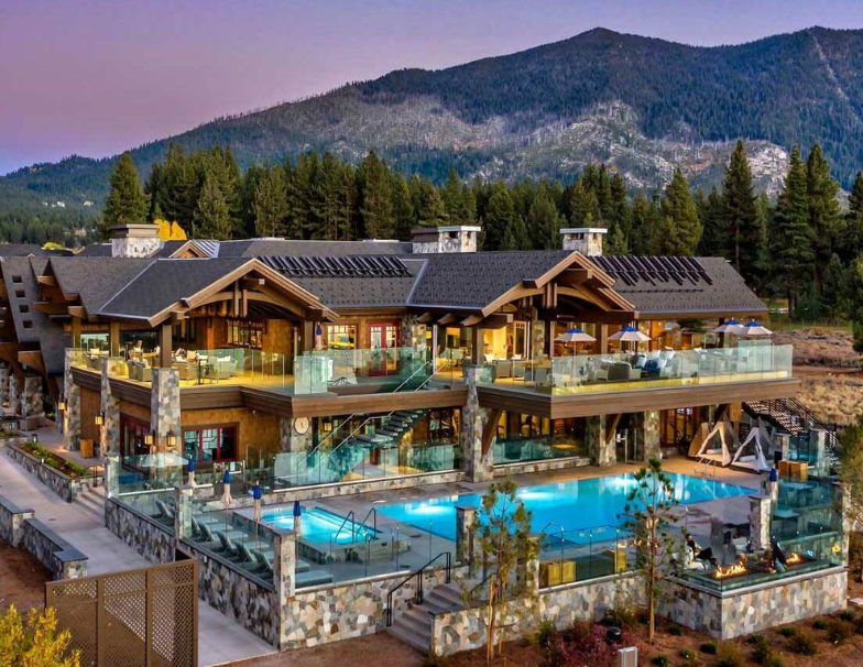 Lake Tahoe Corporate Retreat Guide: Venues, Seasons & Costs
