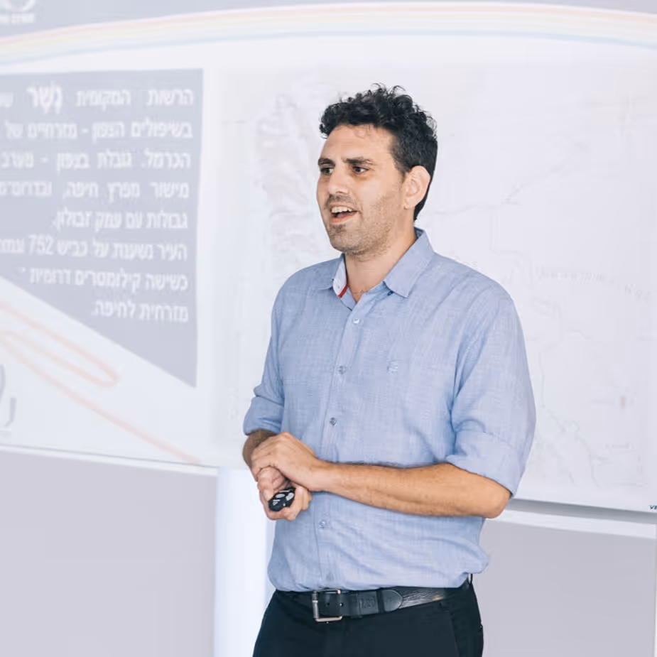 ערן גלעד עיריית נשר