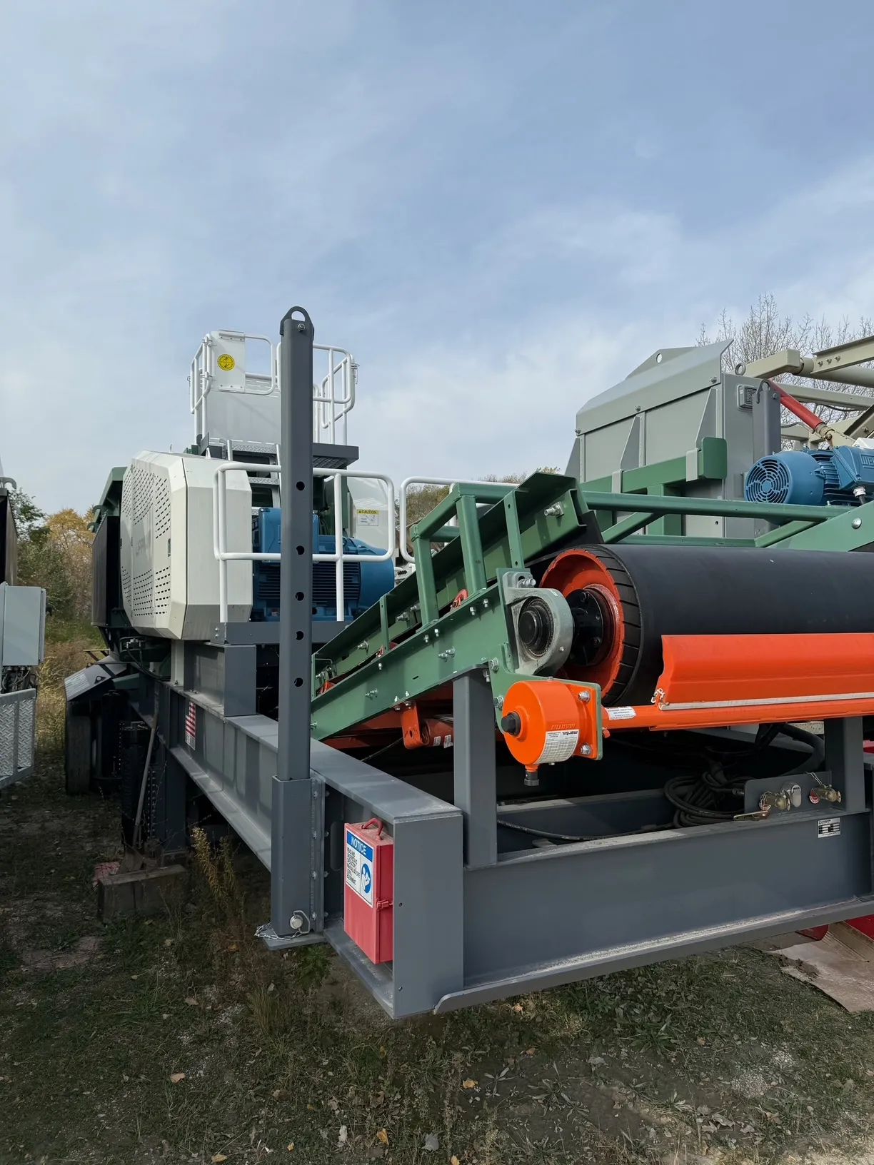 2025 Lippmann 3055J-W