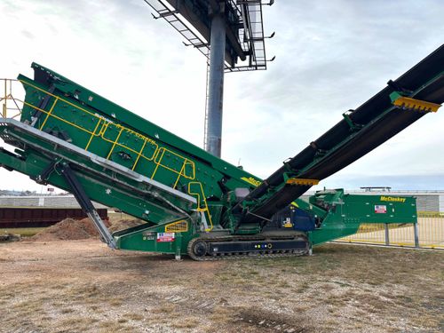 2021 McCloskey S2502D #R737