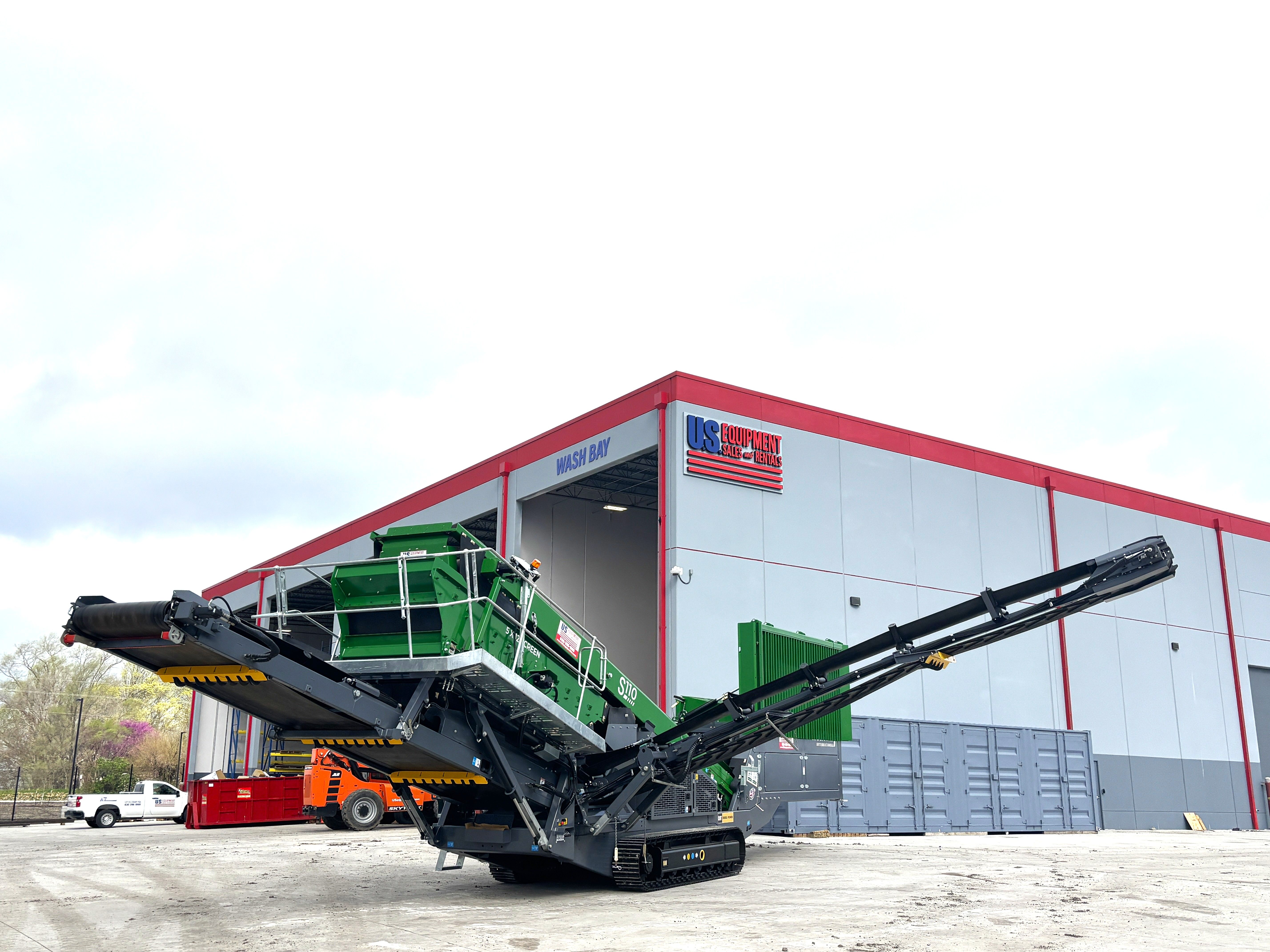 2025 McCloskey S110 2DT - Tracked Mobile Screener #R982