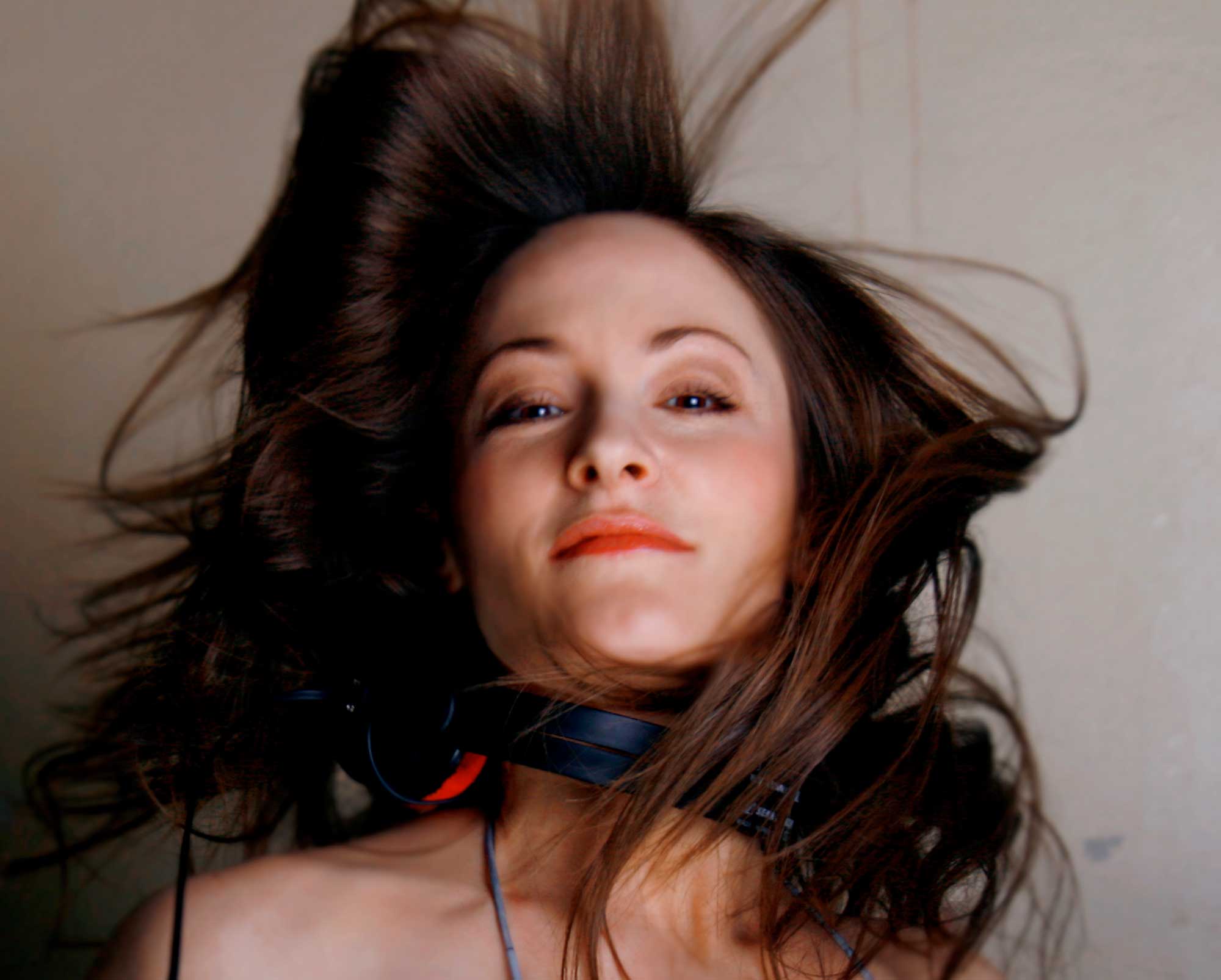 Female DJane Germany DJ Monique für Events und Partys