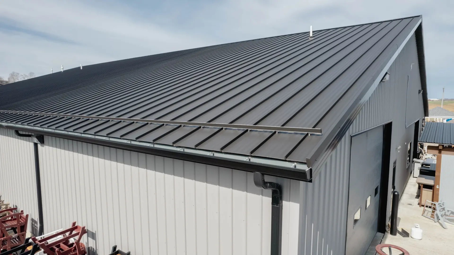 workshop building metal roofing