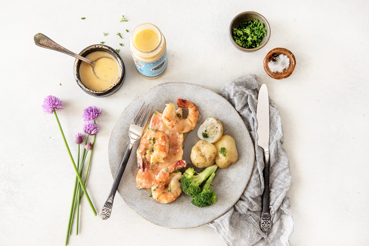 Lemon Salmon and Prawns En Papillote