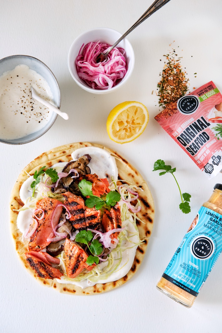 Grilled Salmon with Naan Bread and Lemon Garlic