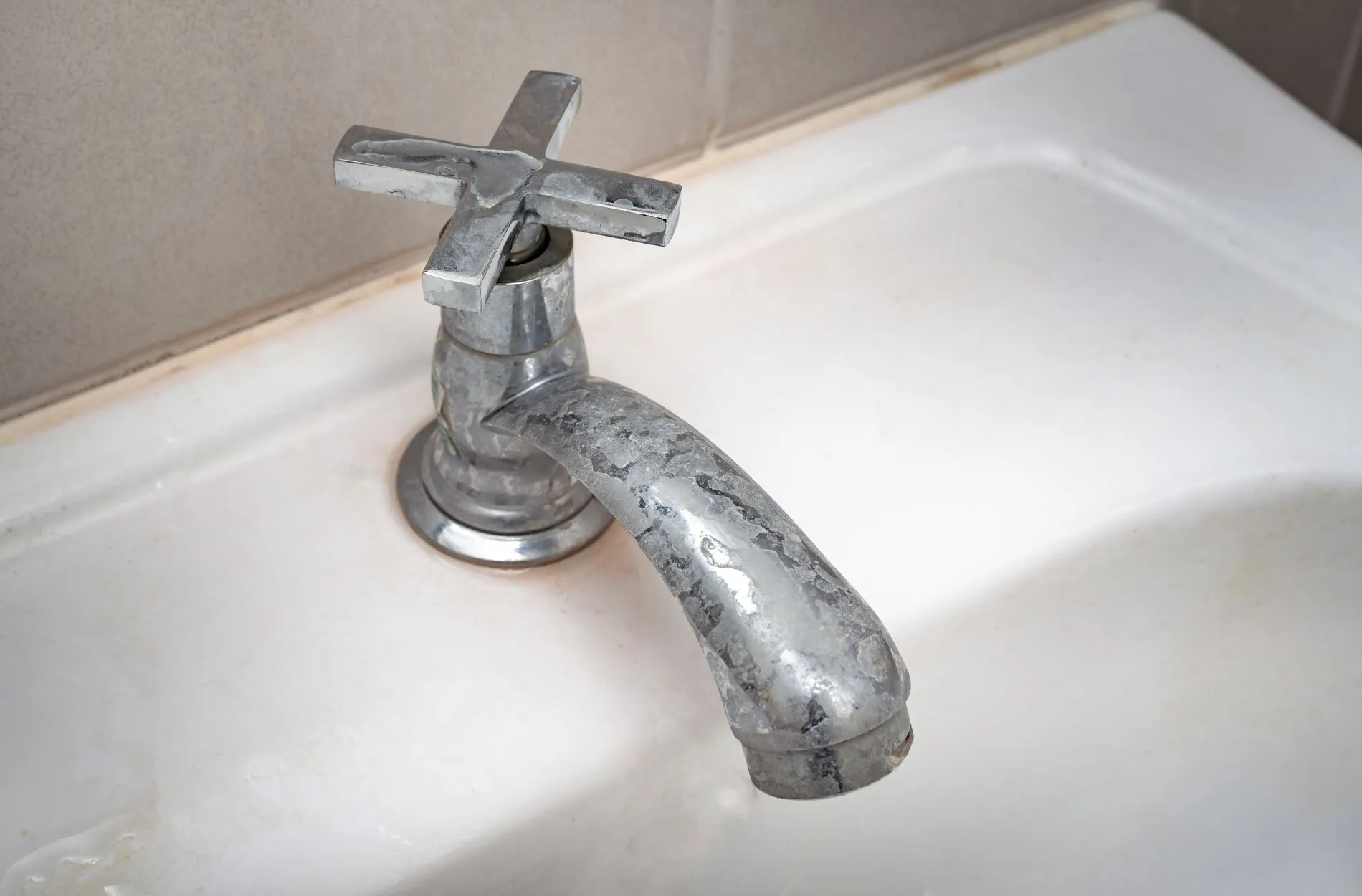 removing-hard-water-stains-with-filtration