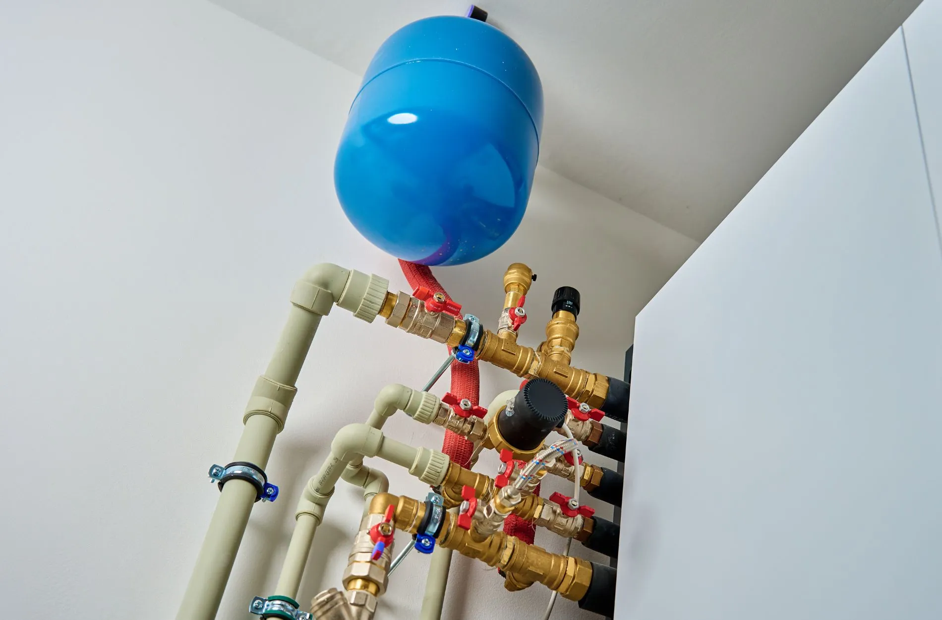 temperature-changes-affect-homes-plumbing