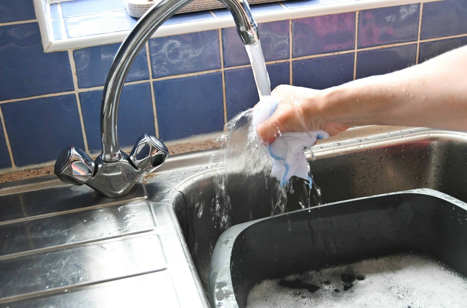 Cloudy Water Coming from Your Faucets in Clyde Explained