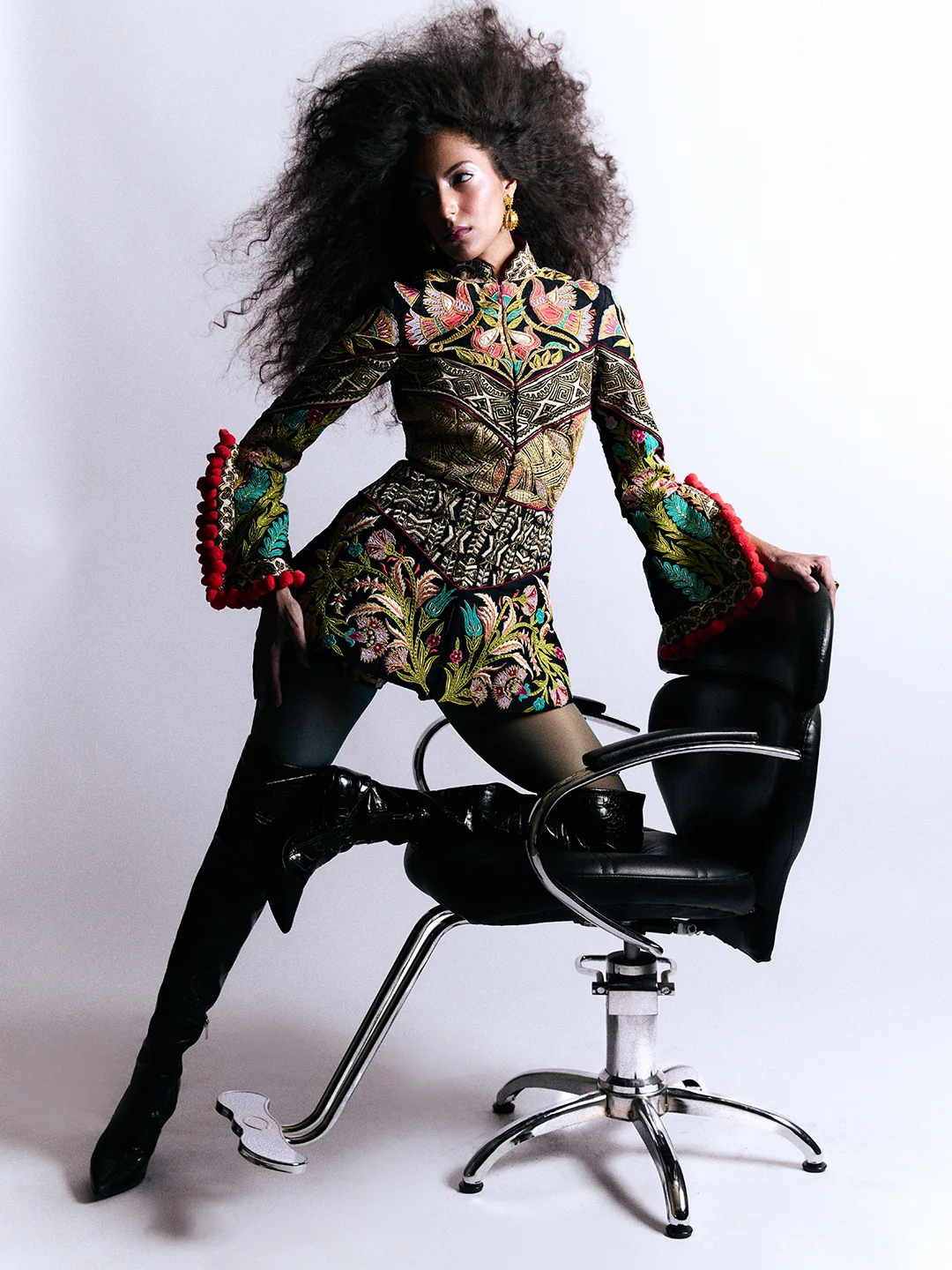 Primal 25 — Astride the chair