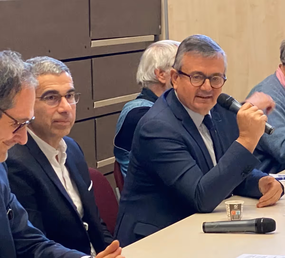 Conférence de presse 23 avril 2024 Qobox mini Certifiée Origine France Garantie 04