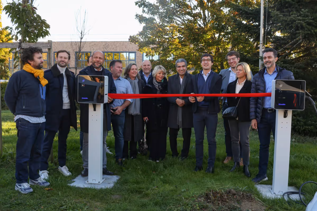 Inauguration Qobox mini iliad ruban