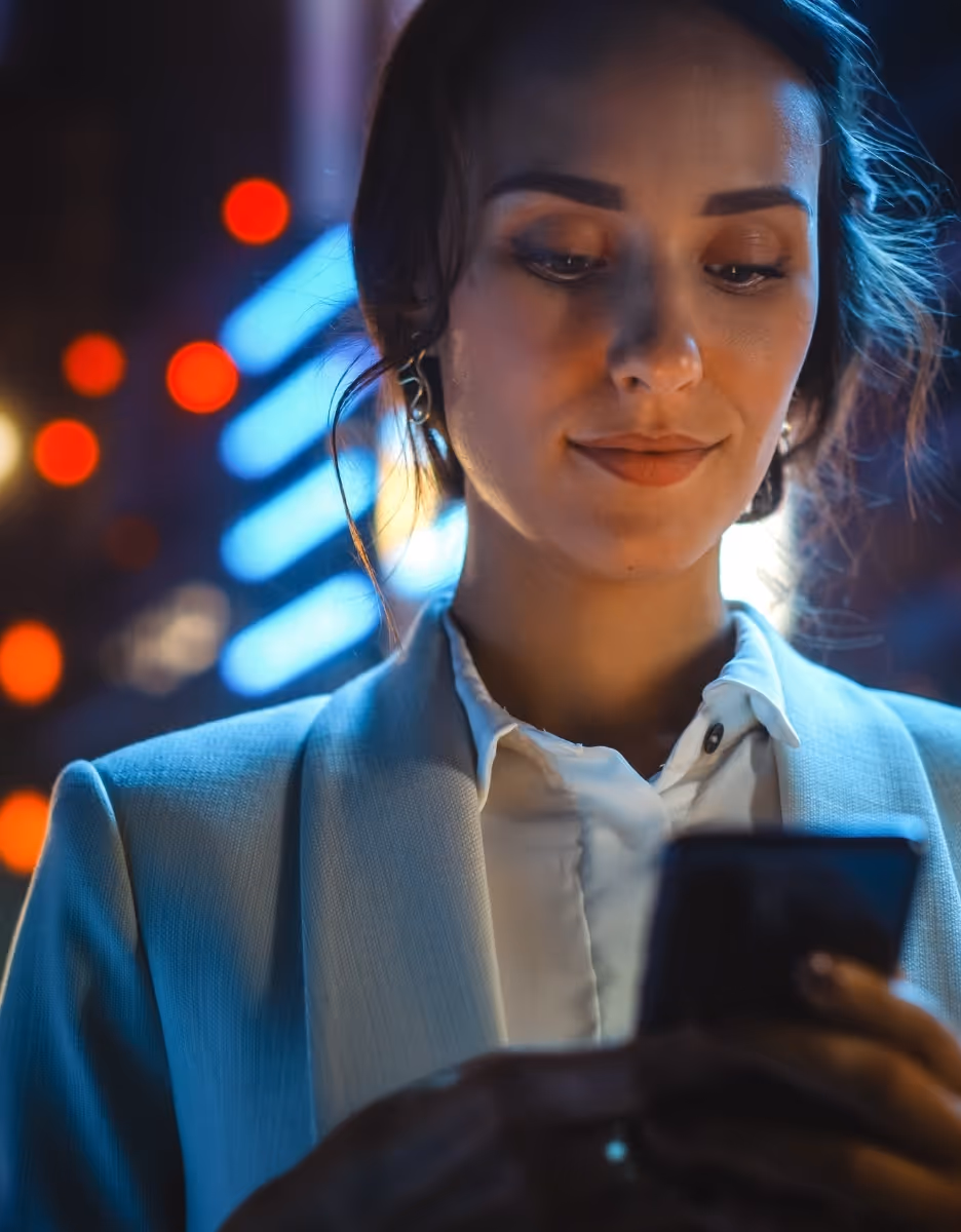 naslovna-vodic žena na mobu