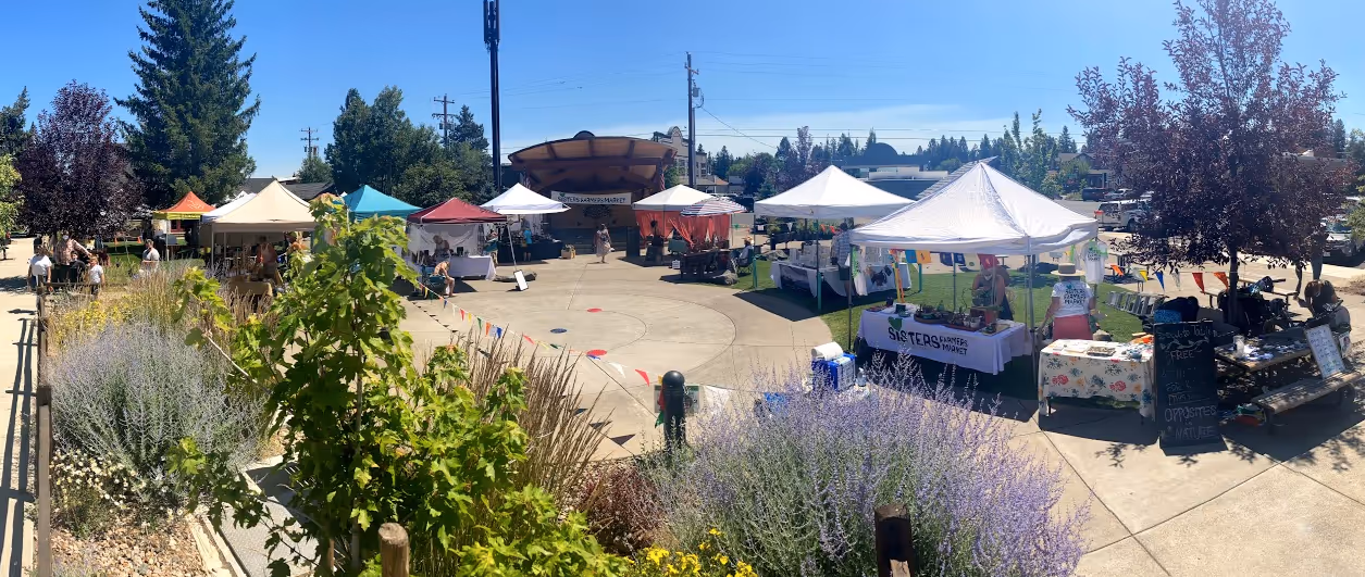 Sisters Farmers Market