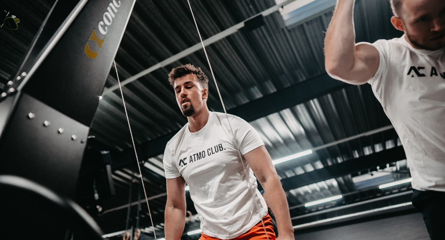 Hyrox Übungen erklärt – Wall Balls, Burpees & mehr
