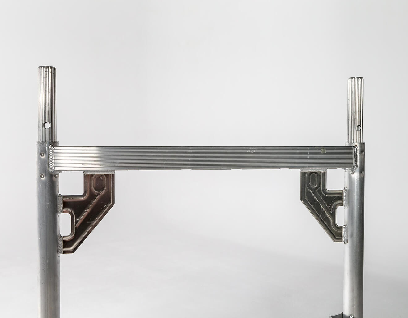 Metallstöd till byggställningsplattform från Zip-Up