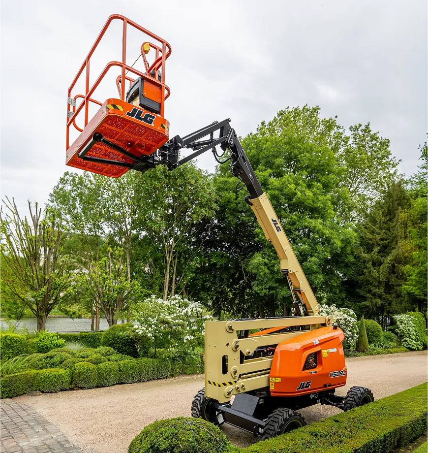 JLG vertikallift för industriella projekt i Sverige
