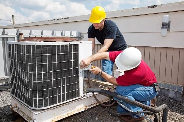 HVAC-technical-program-students