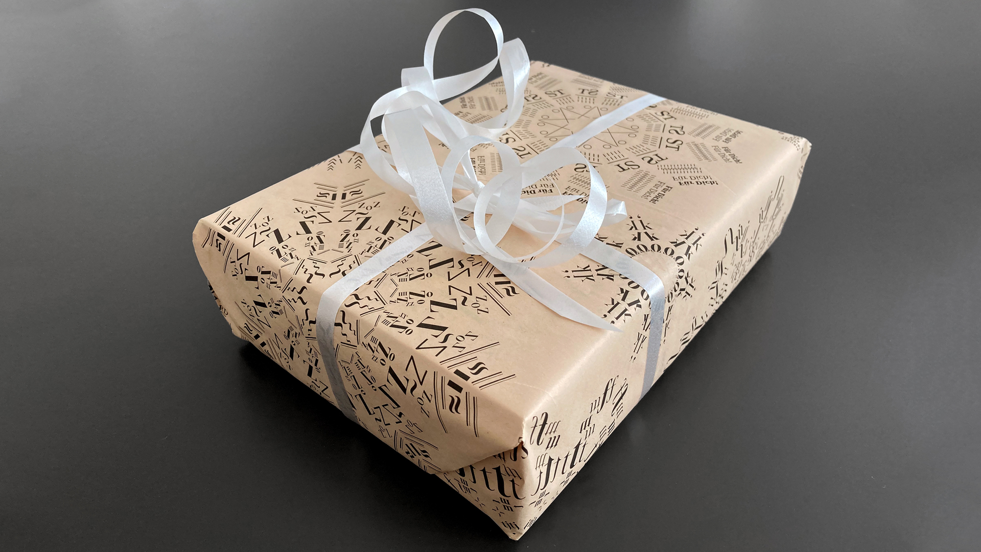 Der Standard Geschenkpapier