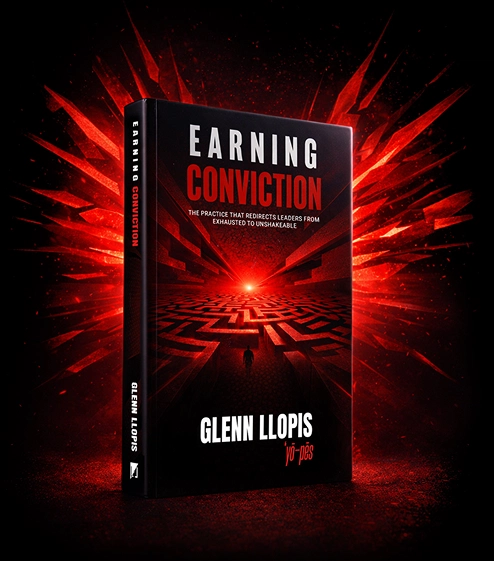 Cover of “The Innovation Mentality” by Glenn Llopis, featuring glowing light bulbs and strategies to disrupt the status quo and drive reinvention.