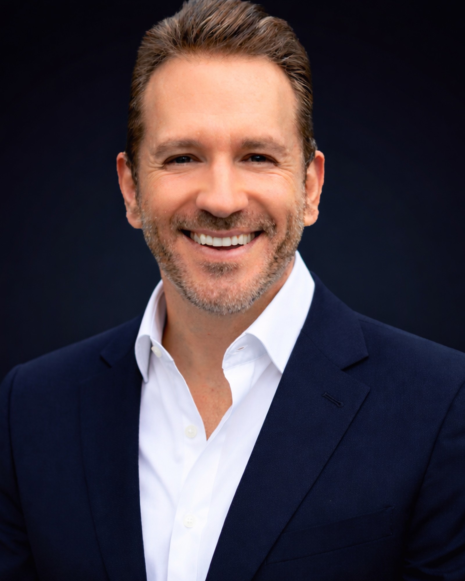 Portrait of Glenn Llopis