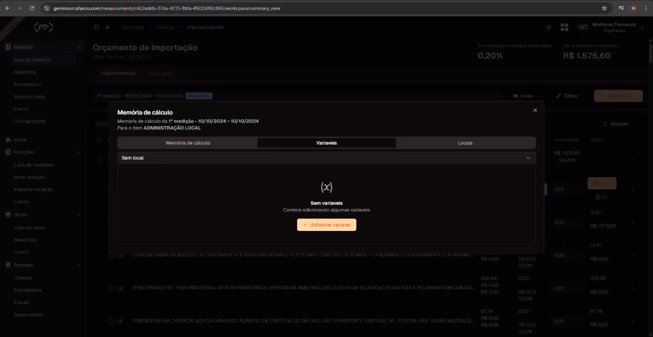 Tela de computador com letras e números em fundo pretoO conteúdo gerado por IA pode estar incorreto., Imagem