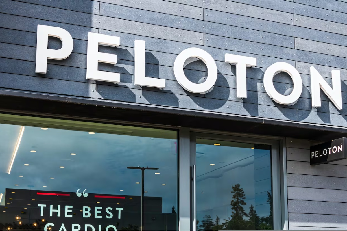Peloton store front