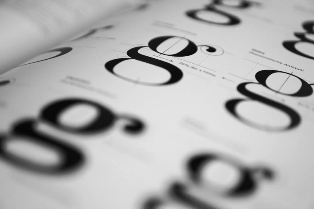 typography-1069409_1920