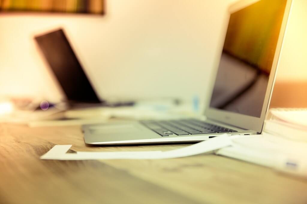 home-office-595476_1920