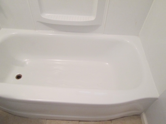 Bathtub Reglazing Paint in Patterson, NY