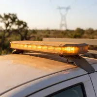 Detalhe da barra de LED âmbar acesa