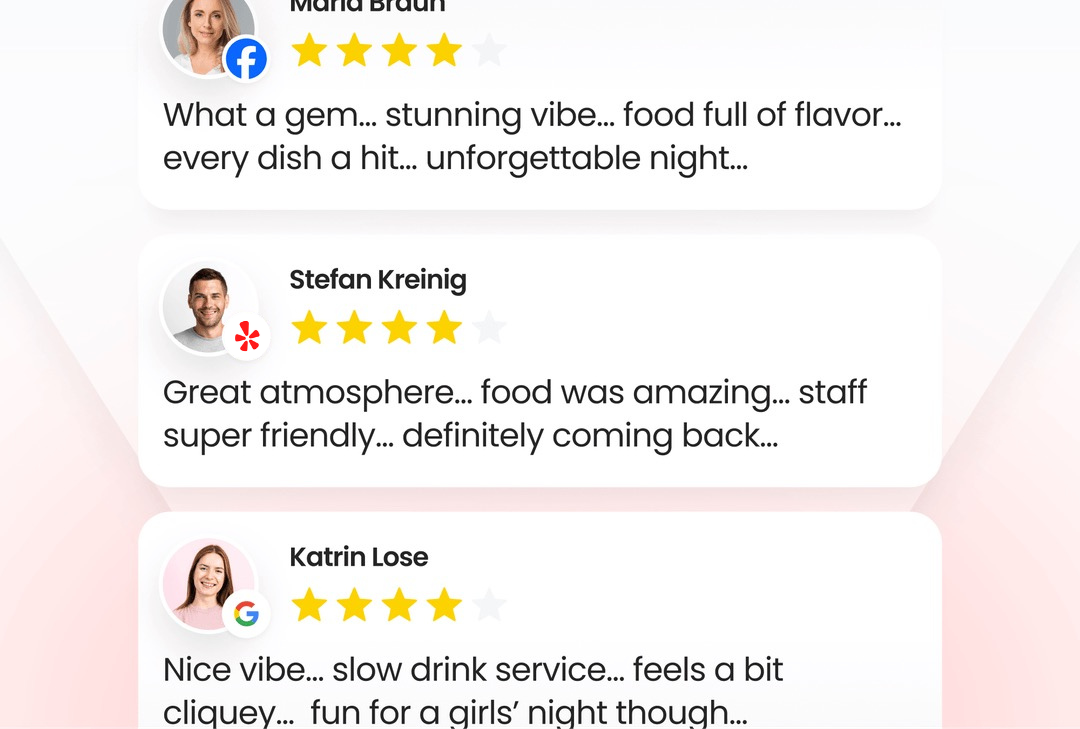 Drei Nutzerbewertungen mit Sternen und Profilbildern für ein Restaurant, veröffentlicht über soziale Netzwerke wie Facebook und Google, mit Kommentaren zur Atmosphäre, zum Essen und Service.