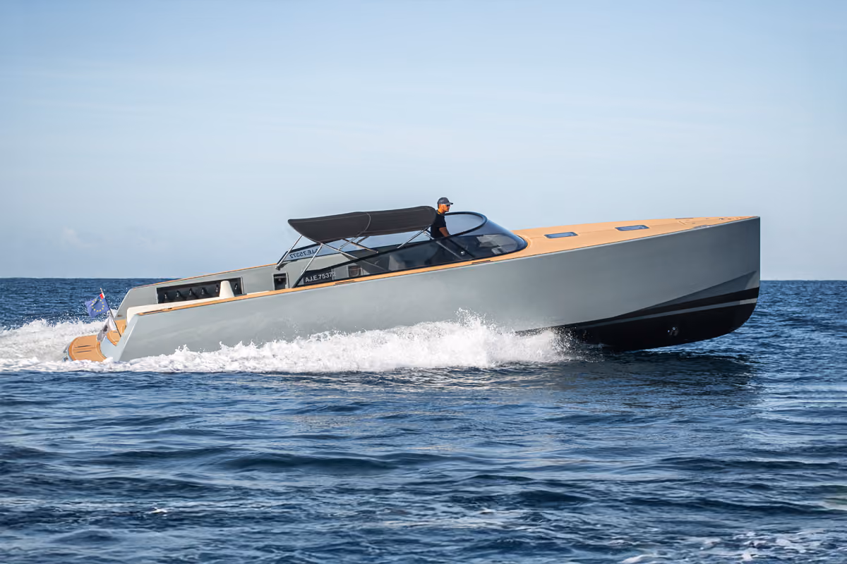 Detailed view of the helm on the VanDutch 40 charter, perfect for navigation and control.